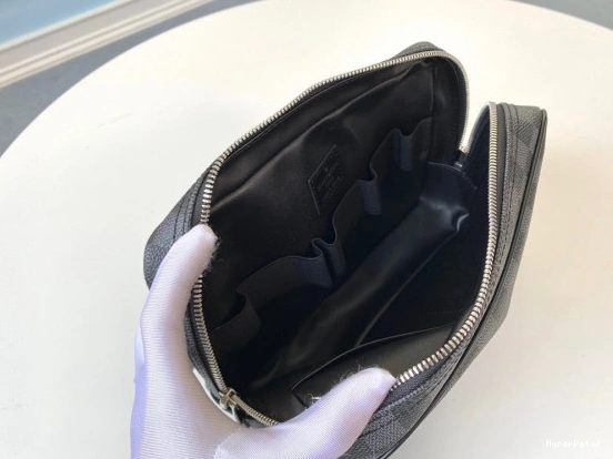 VUITTON POUCH LOUIS TOILETRY GM 0817